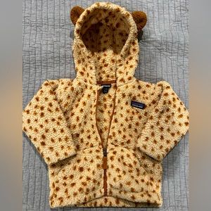 Patagonia Toddler girls fleece jacket with teddy bear hoodie